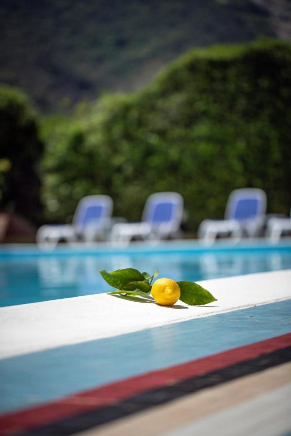 Hotel Della Baia Porto Venere Exterior foto